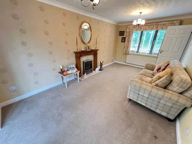 3 Bedroom House For Sale Clockfields