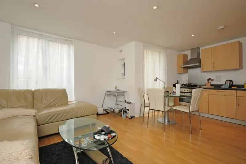 Flat For Rent , London, England