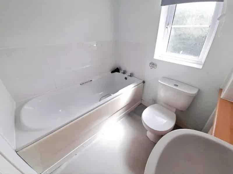 3 Bedroom Semi-Detached House For Sale Gainsborough