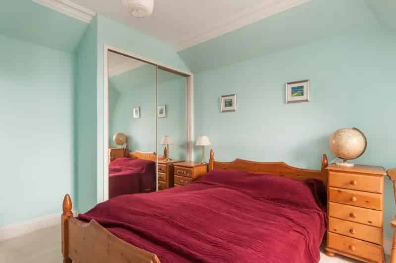 2 Bedroom Flat House to Rent