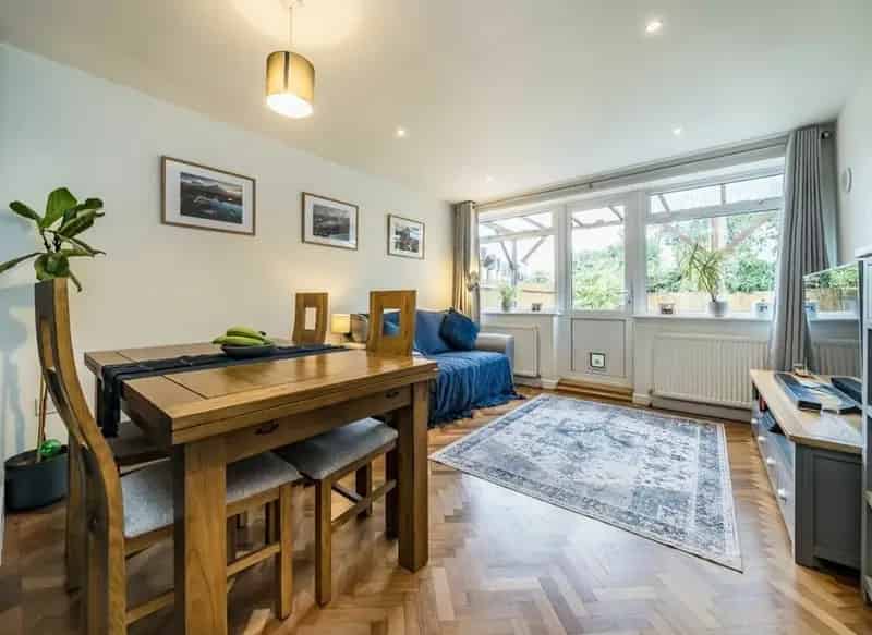Stunning 2-Double Bedroom Maisonette Furzedown Village South Facing Garden