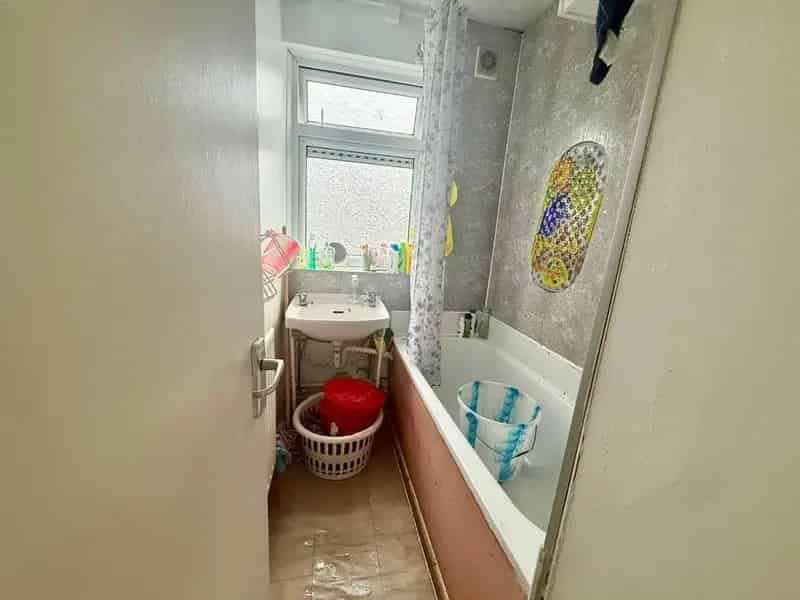 3 Bedroom Flat House to Rent Near Canary Wharf