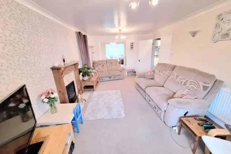 Four Bedroom Detached House For Sale