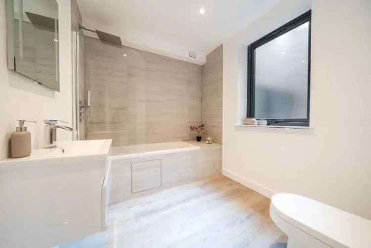 Brand New 1 Bedroom Apartment High Specification Energy Efficient