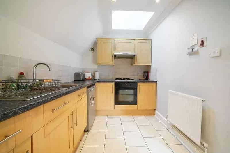 1 bed flat for sale