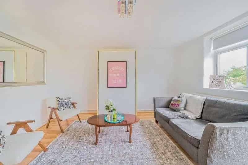 1 Bed Flat for Sale in Ealing Thorpe Hall Mansions