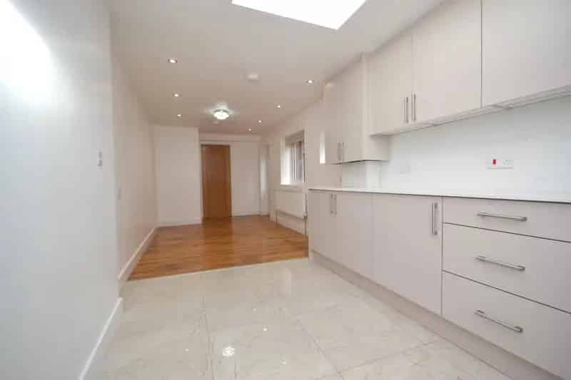 4 Bedroom House To Let Near Reading Town Centre
