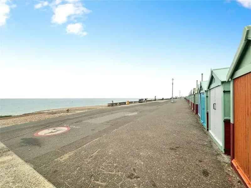 3 Bed Seafront Flat for Sale in Hove