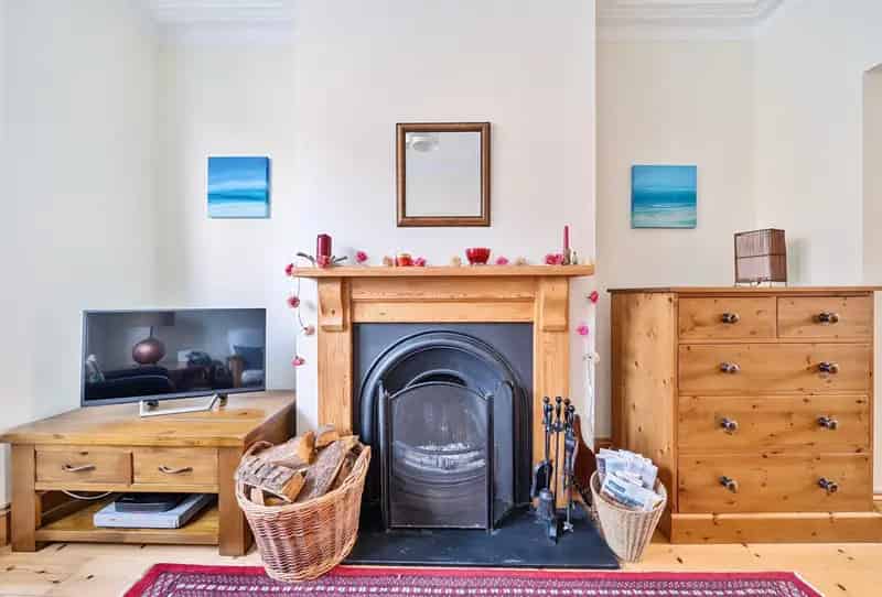2 Bedroom Victorian Home for Sale in Chessels