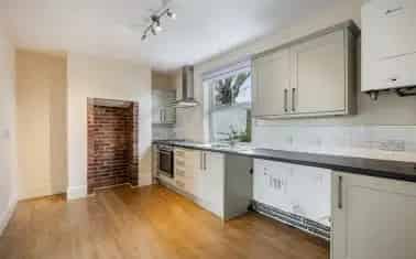 Spacious 1930s Detached House in Salcombe with Sea Views