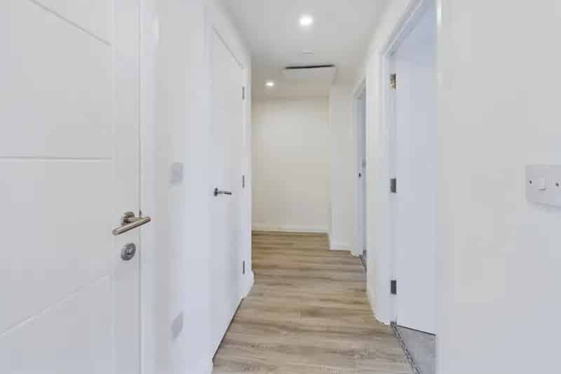 Luxury 2-Bed Apartment Ashford Near Designer Outlet and Station