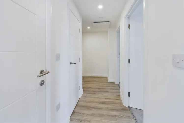 Luxury 2-Bed Apartment Ashford Near Designer Outlet and Station