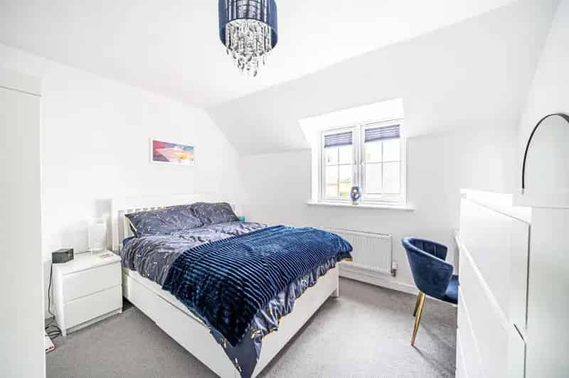 2 Bed Flat for Sale Overton