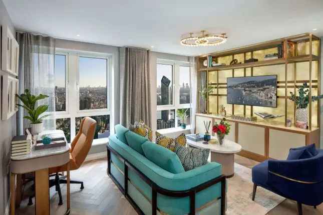 Flat for sale in Park Street, London SW6