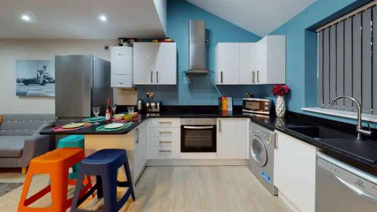 5 bedroom house