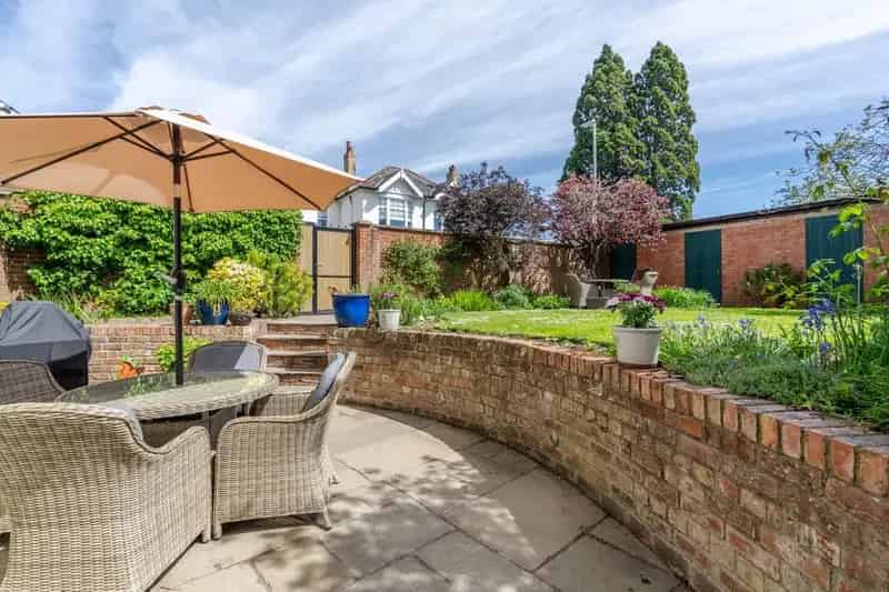 3 Bedroom Apartment for Sale