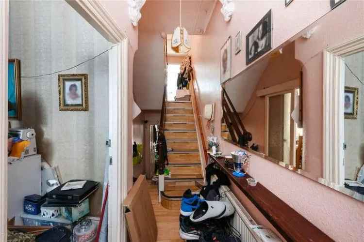 4 bed house for sale