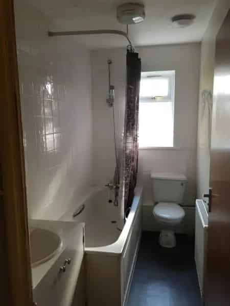 2 Double Bed End Terrace House with Garden