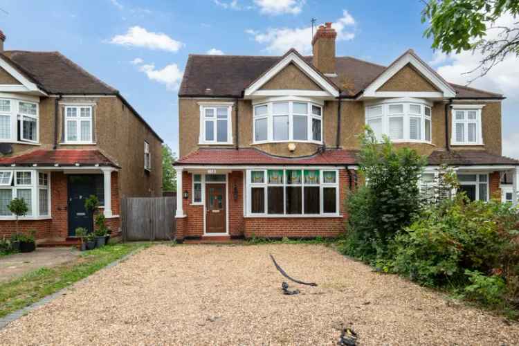 Semi-Detached House for sale with 4 bedrooms, Cheam Common Road, Worcester Park