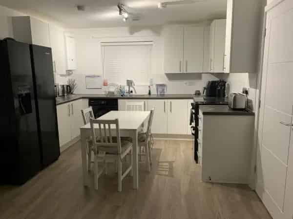 2 Large Double Bedrooms House with Own Entrance