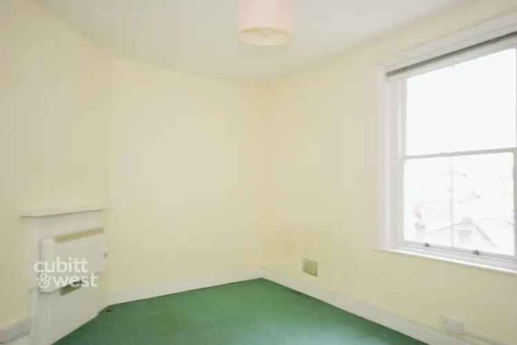 Kemp Town Studio Flat Seafront Royal Sussex County Hospital