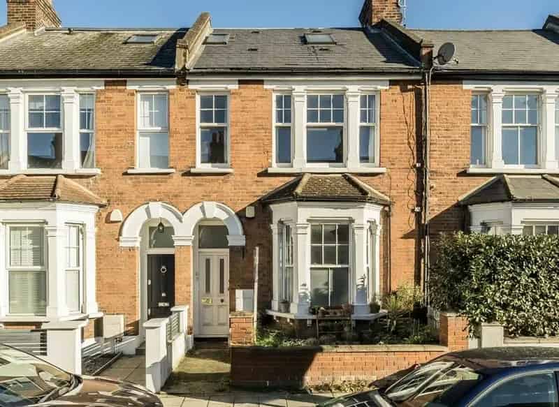 2 Double Bedroom Flat with Private Garden