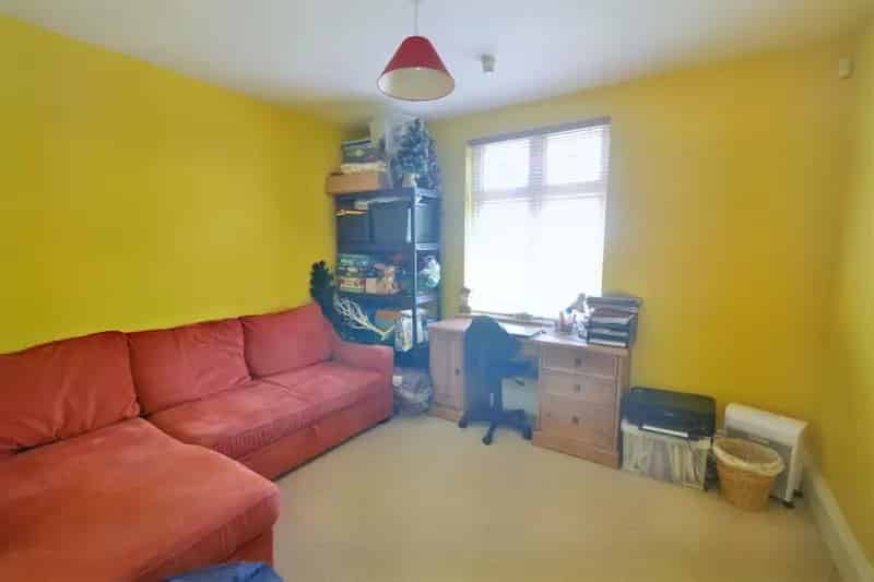 Six Bedroom Detached House with 3.12 Acres in Saron Llandysul