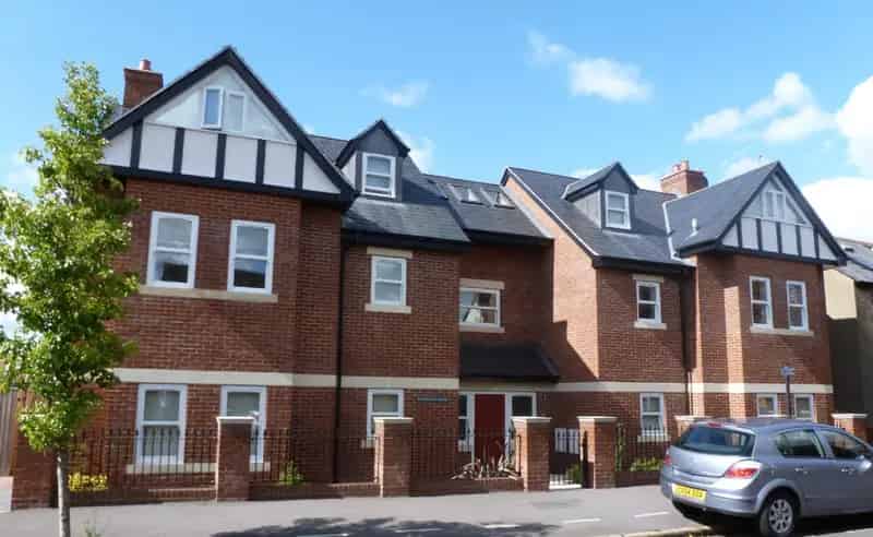 2 Bedroom Flat To Rent Available August 20 2025