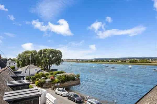 Stunning Grade II Listed Quayside Home in Topsham with River Exe Views