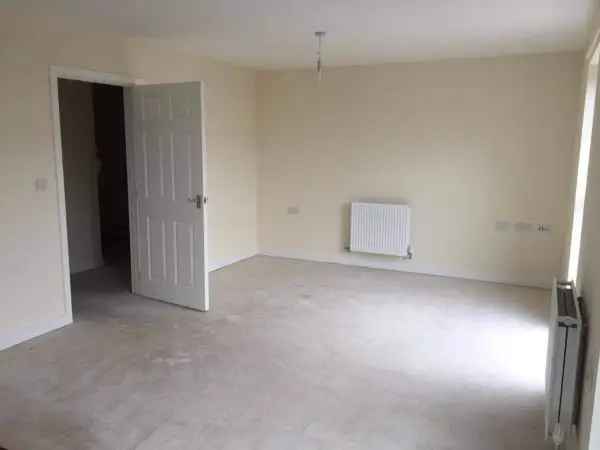 Flat For Rent in Malvern Hills, England