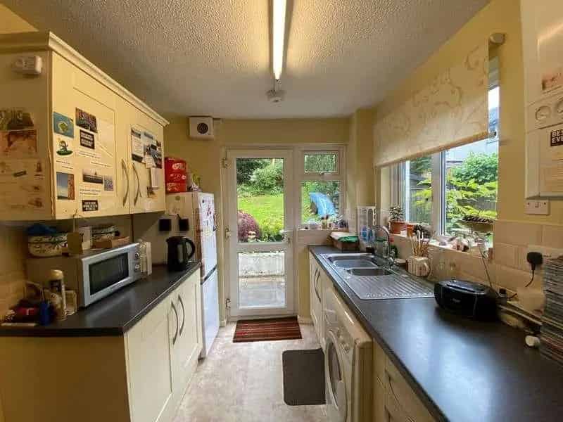 3 Bed Semi-Detached House For Sale