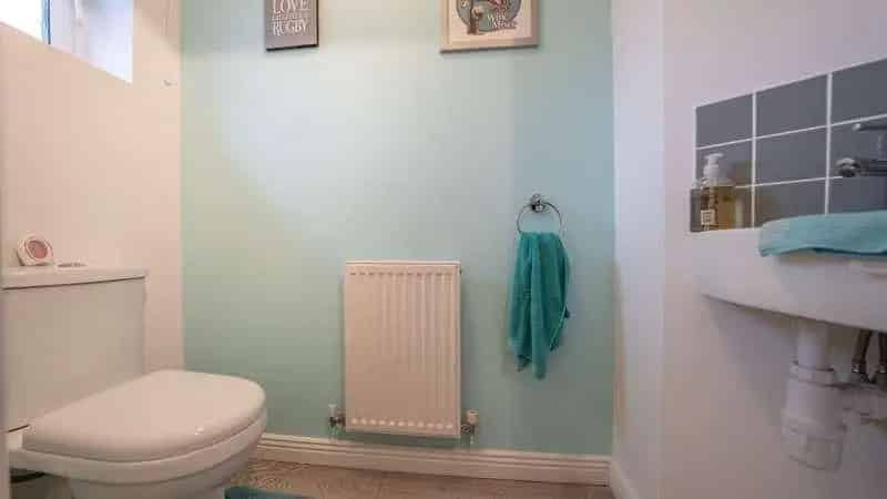 3 bed house for sale
