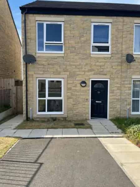 2 Bed New Build House Driveway Utility Room Downstairs WC