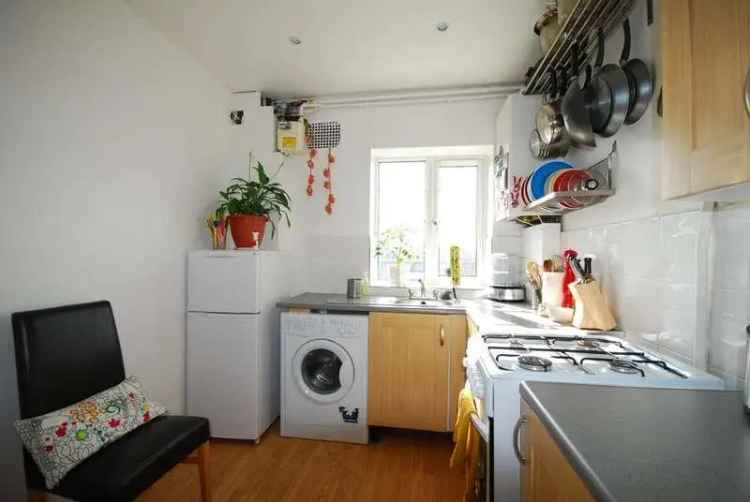 2 Bed Flat for Sale near Walpole Park Ealing