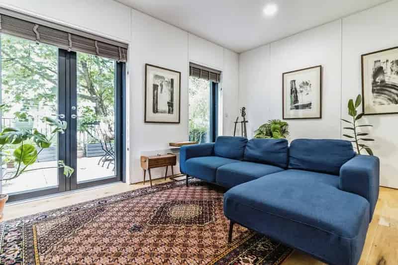 3 Bedroom Townhouse Manchester M4 - 1500sqft - Canal Terrace