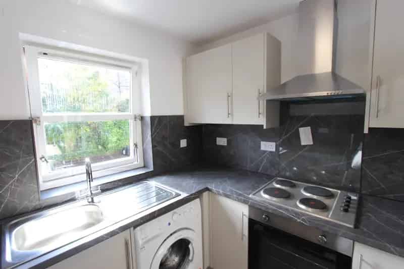 1 Bedroom Flat to Rent in Edinburgh Southside