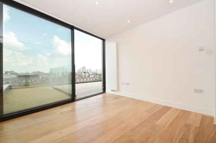 1 Bedroom Penthouse Apartment with Roof Terrace