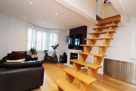 2 rooms house of 68 m² in London