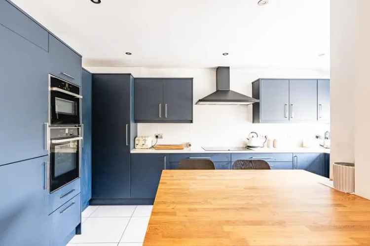 4 Bedroom Semi-Detached House for Sale