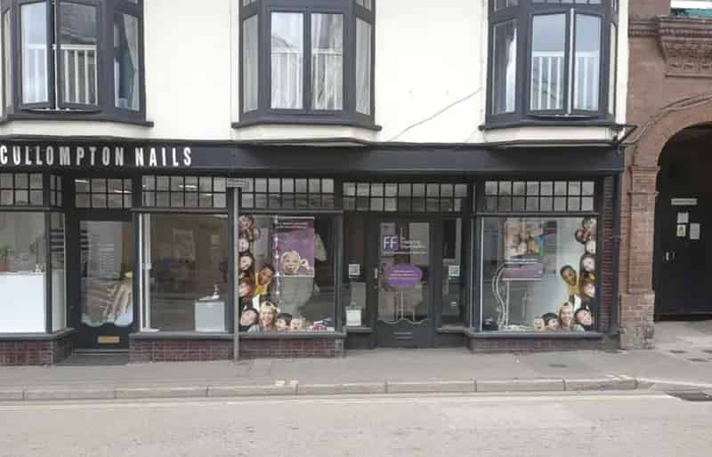 Cullompton Retail Shop 86 sq m High Traffic Area
