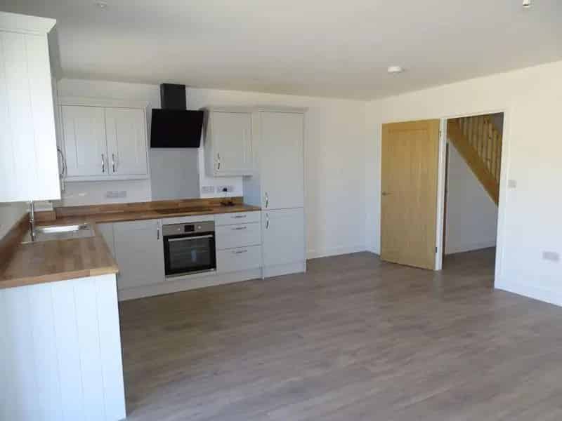 2 Bedroom Bungalow To Rent