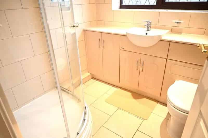 2 Bedroom Semi Detached Bungalow Queensbury Bradford