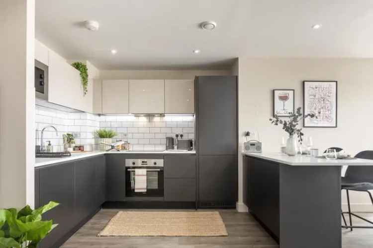 2 Bedroom Apartment with Low Deposit City Views Gym Wi-Fi Pet Friendly