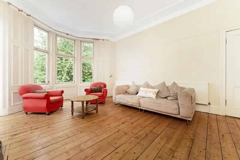 3 Bedroom Apartment to Rent in Glasgow West End