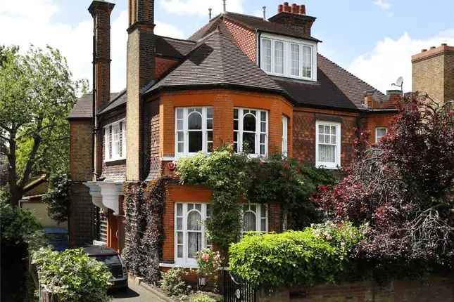 Country house for sale in The Grange, Wimbledon, London SW19