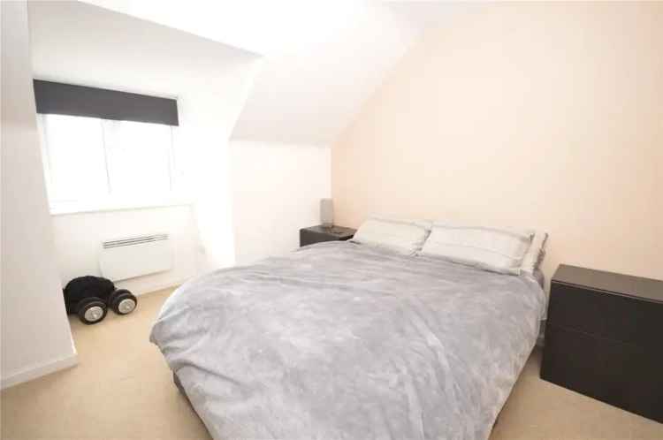 Apartment For Sale in Southampton, England