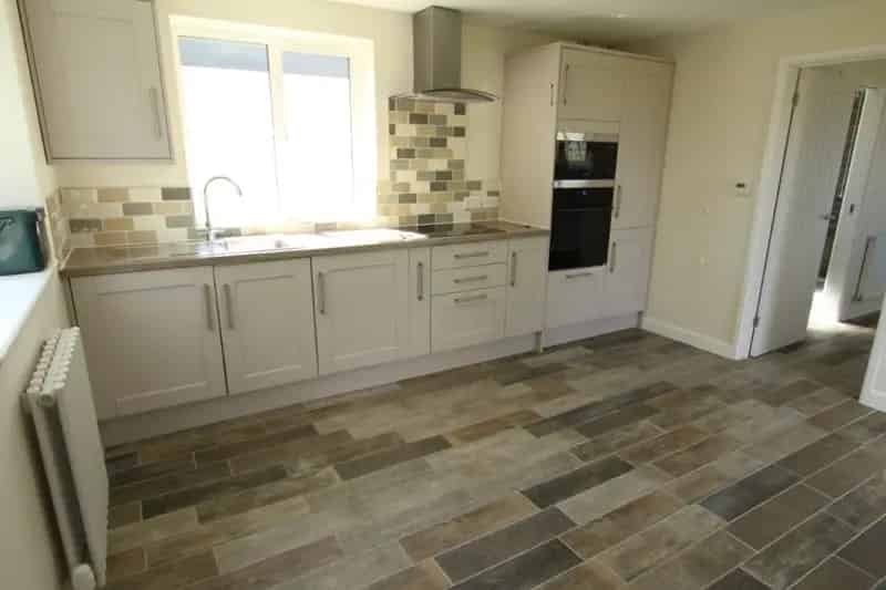 Cheltenham Mews House - Modern Compact Property To Let
