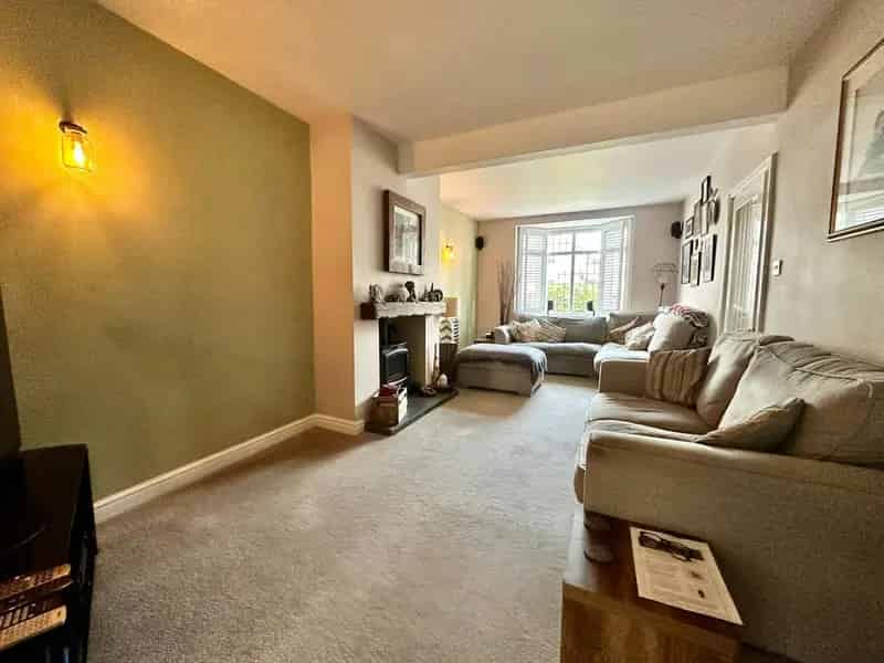 Three Bedroom Semi Detached House Wednesfield