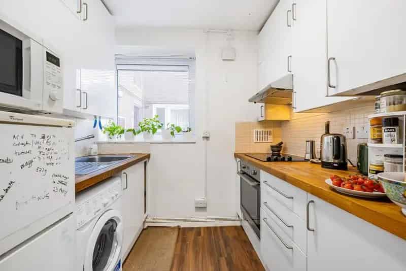 Ground Floor Studio Apartment near Regents Park