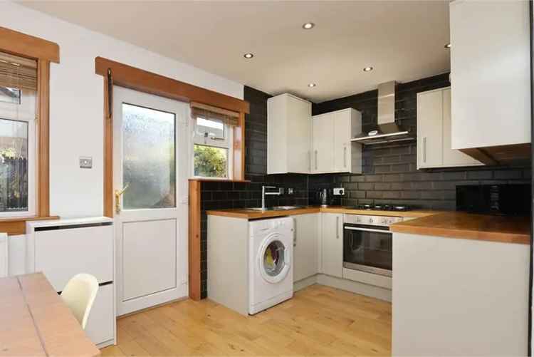 3 Bed House - Terraced with 1 Reception Room